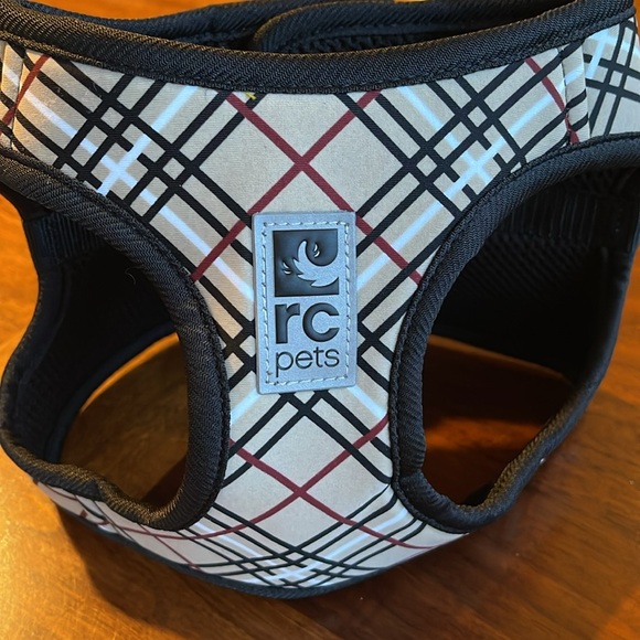 NEVER USED RC PETS - PATTERNED STEP IN CIRQUE HARNESS - TAN TARTAN - SIZE SMALL - Picture 8 of 8